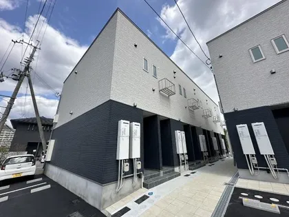 ピース北河原町A棟【105号室】の外観