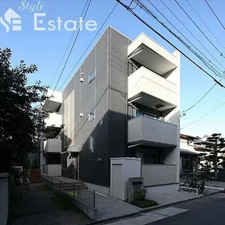 Spica【3階】の外観