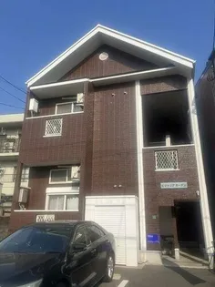 ビクトリアガーデン【1階】の玄関