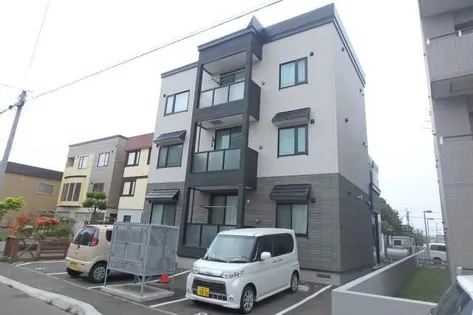 フォンテーヌF8【1階】の外観