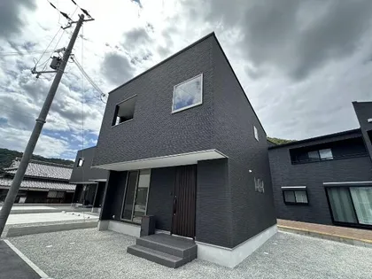 兵庫県姫路市広畑区西蒲田【一戸建】の外観