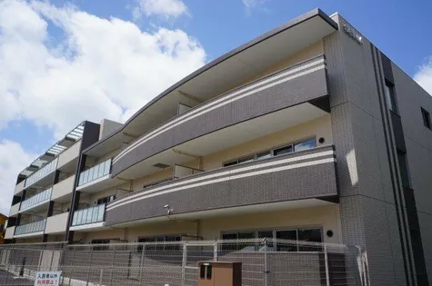 ROYAL西山の画像