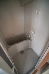 アミーグランコート三宮【911号室】の風呂