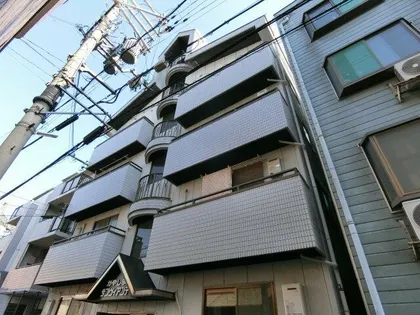 大阪府寝屋川市萱島信和町【マンション】の外観