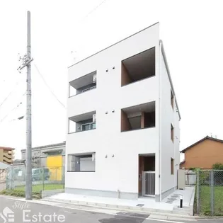 Luana【3階】の外観