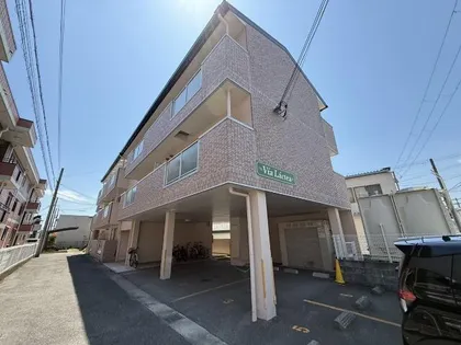 ヴィア・ラクティ【3階】の外観
