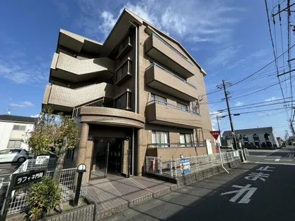 ラフィネ門間の画像