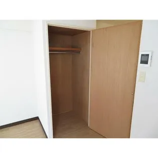 ハミュー吉塚【201号室】の内装