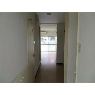 ハミュー吉塚【201号室】の玄関