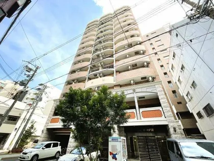 ラグゼ布施駅前の画像