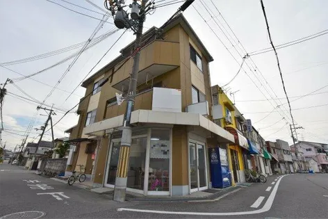 大阪府羽曳野市伊賀3丁目【マンション】の外観