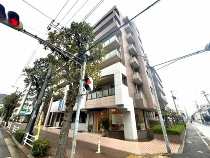 プラザインペリアル【4階】の外観