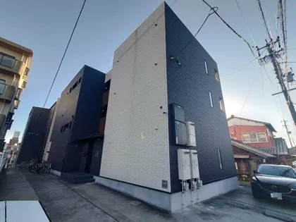 ヴィラ山之手【2階】の外観