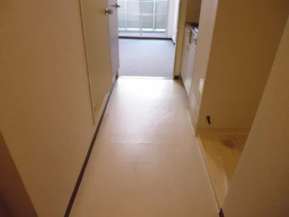 ウエストハウスINLani【8階】の玄関