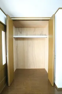 リリーオブザヴァレー【2階】の内装