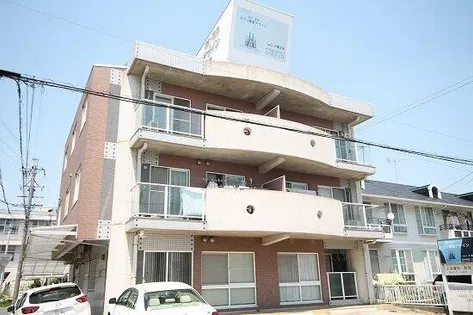 ガウディ オグリの画像