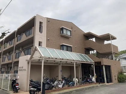 ジュネスコートAの画像