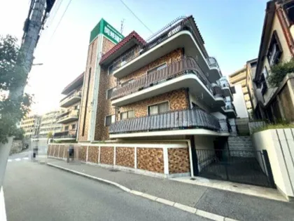 グリーンハイツ六甲【3階】の外観