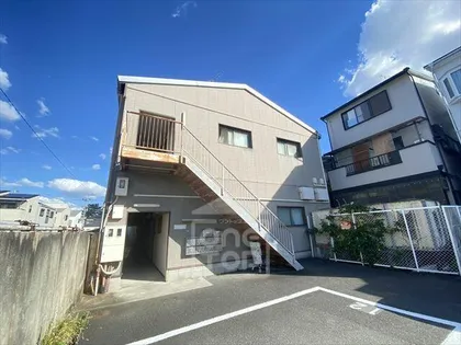 五十鈴ハイツ西館の画像