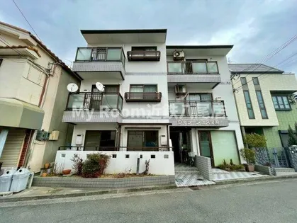 ヴィラージュ久宝園【3階】の外観