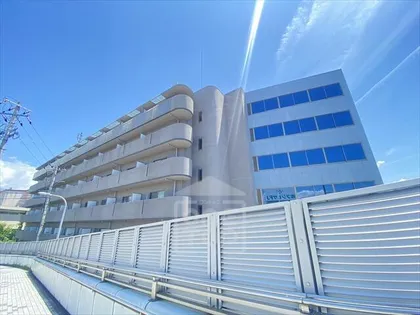 ヴェルドゥール茨木【4階】の外観