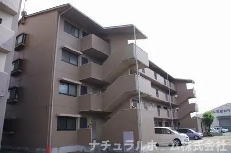 NH菰口【3階】の外観