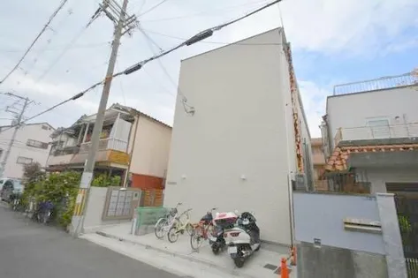 ノイヴェル布施【2階】の外観