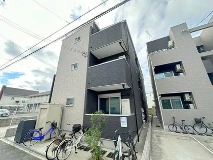 REGALO【1階】の外観