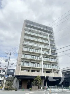 大阪府吹田市穂波町【マンション】の外観