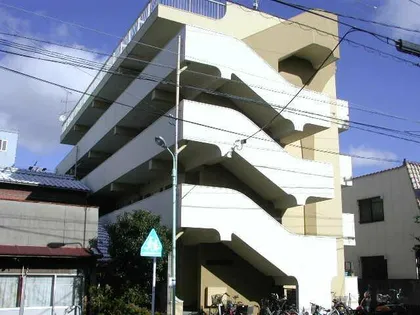 平安マンション【301号室】の外観