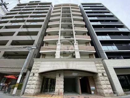 ラグゼ江戸堀【7階】の外観