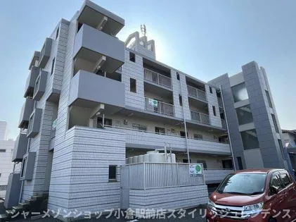 ロイヤルコーポKMの画像