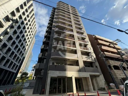 コンフォリア・リヴ北浜高麗橋【13階】の外観