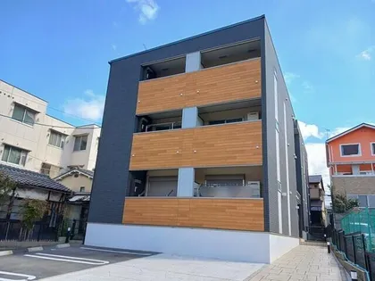 ハルフクイ 観月【2階】の外観