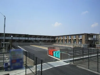 レオパレステイルザウエストの画像