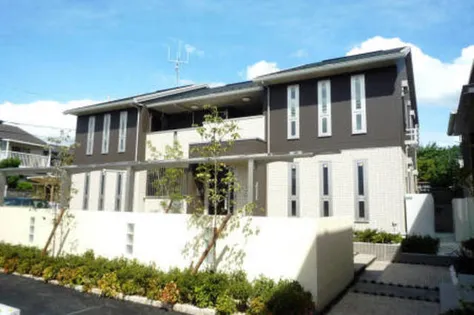 エスポワール・ヴィラA棟【1階】の外観