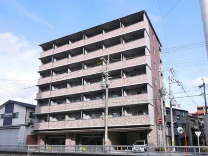アルビオン【2階】の外観