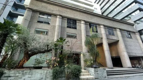 ラクメンビル【9階】の外観