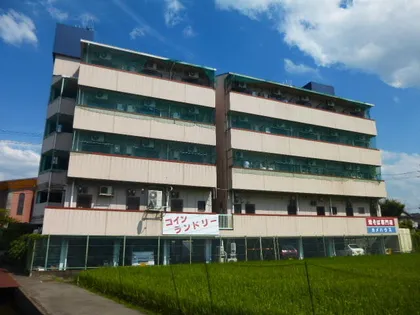 ステップ上牧【4階】の外観