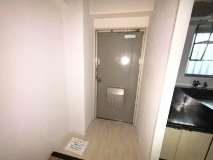 カンタル御影【5階】の玄関