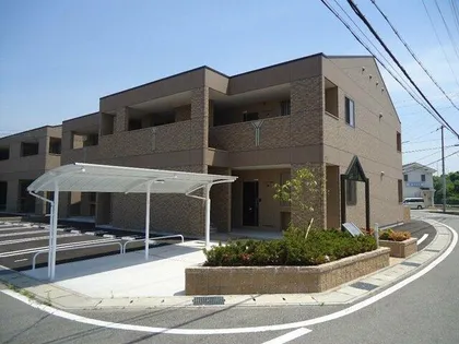 アンプルール【1階】の外観