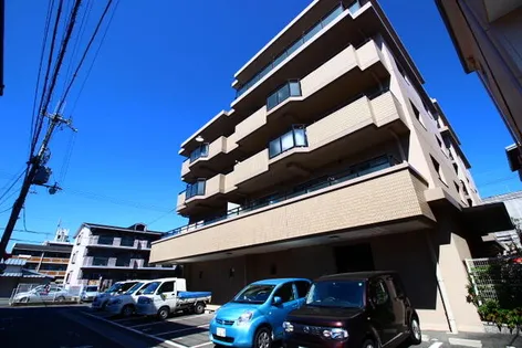 ラフォーレ ウエストの画像