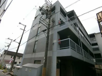 大阪府四條畷市蔀屋本町【マンション】の外観