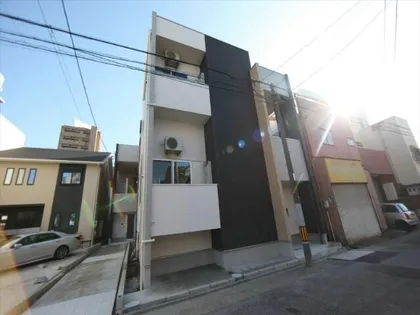 アルバーノ鶴舞Ricco【1階】の外観