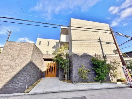 GRANCHE LIERREの画像