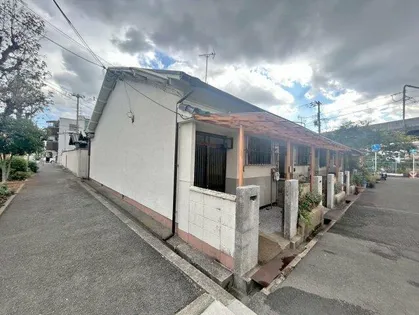 大阪府大阪市平野区加美東5丁目【テラスハウス】の外観