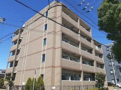 クリーモア・クラ【2階】の外観