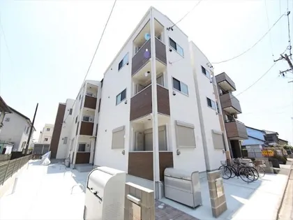 パインヒルズ【3階】の外観