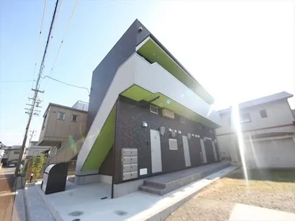 IVY(アイヴィー)【2階】の外観