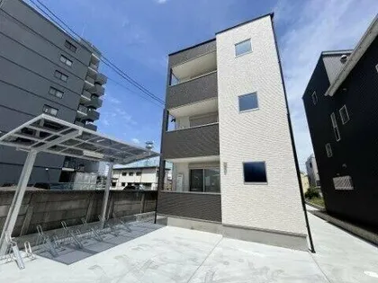 ジーメゾン今伊勢レーヴ【3階】の外観